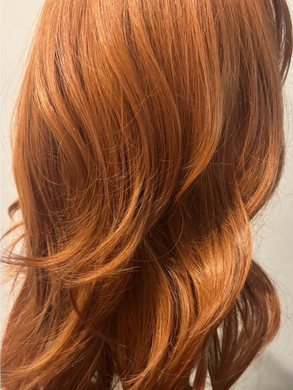 NWOT Copper Red Blended Women's Synthetic Wig with Bangs - Size Petite